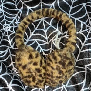 Leopard heart earmuffs